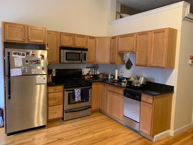 https://mpmhome.managebuilding.com/Resident/api/public/files/download/listingImages?fileName=a0809b78596c44e2bafe4e5f3c338800.jpg